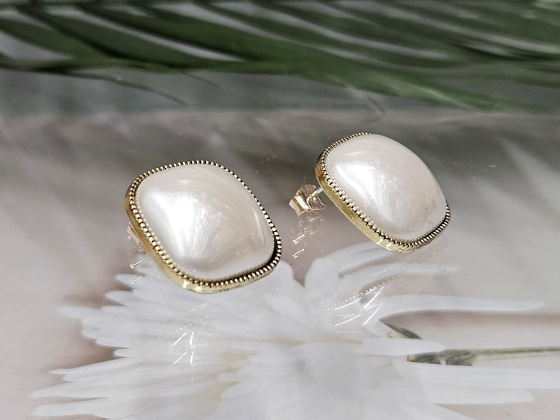 Серьги 2002006500025: цена 410 рублей.