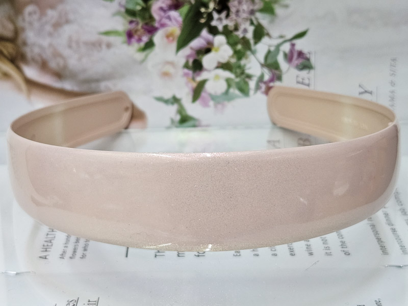 Ободок 1085001600212: цена 200 рублей.