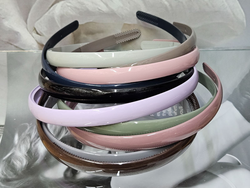 Ободок 1489001600058: цена 820 рублей.