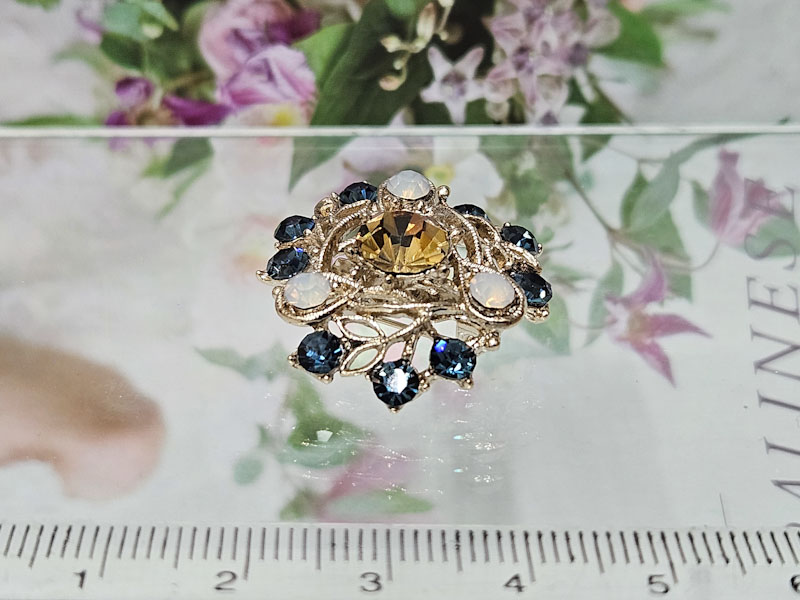 Брошь 1720006500296 Брошь 1720006500296: цена 200 рублей.