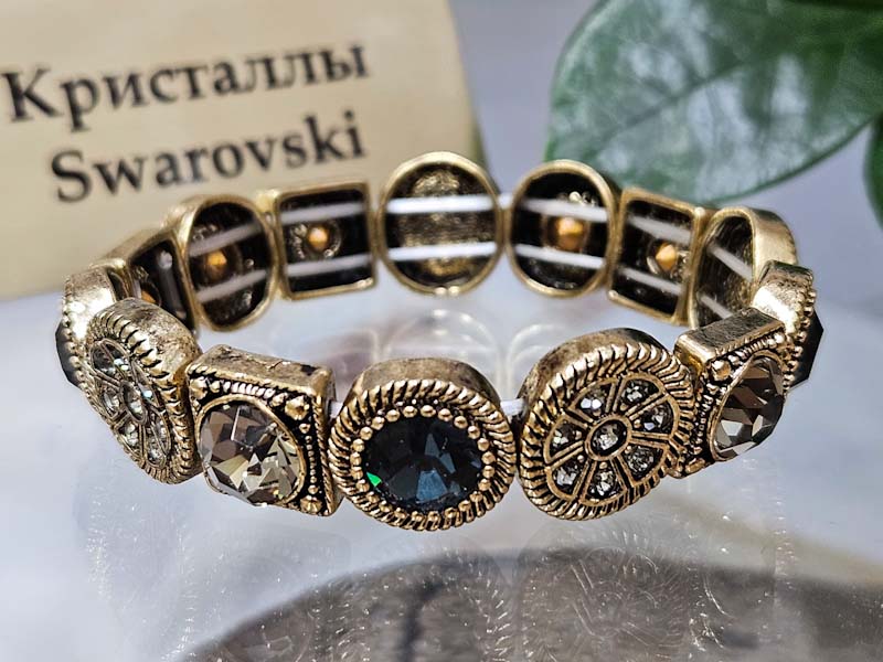 Браслет 1141006600166: цена 1640 рублей.