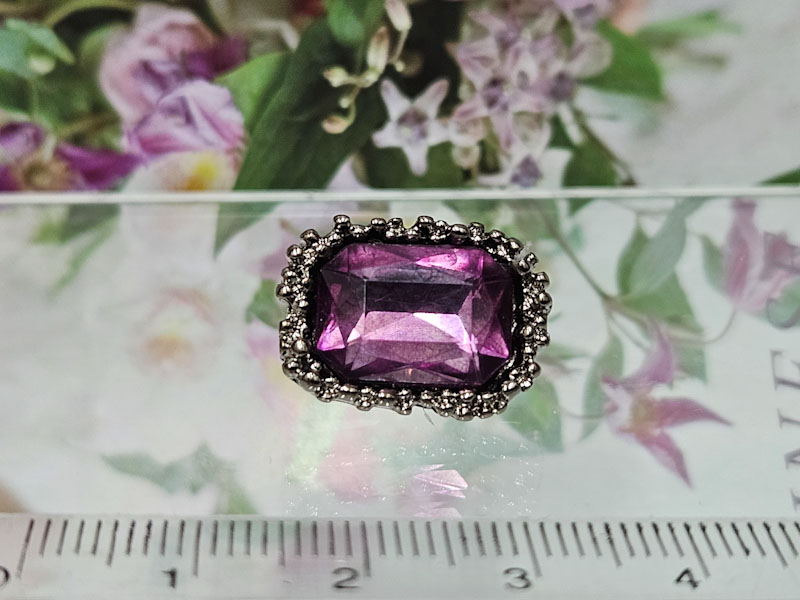 Брошь 1269006500047 Брошь 1269006500047: цена 215 рублей.