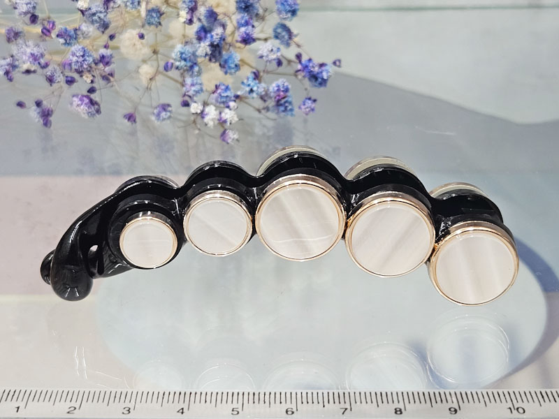 Заколка 1031005600369: цена 360 рублей.