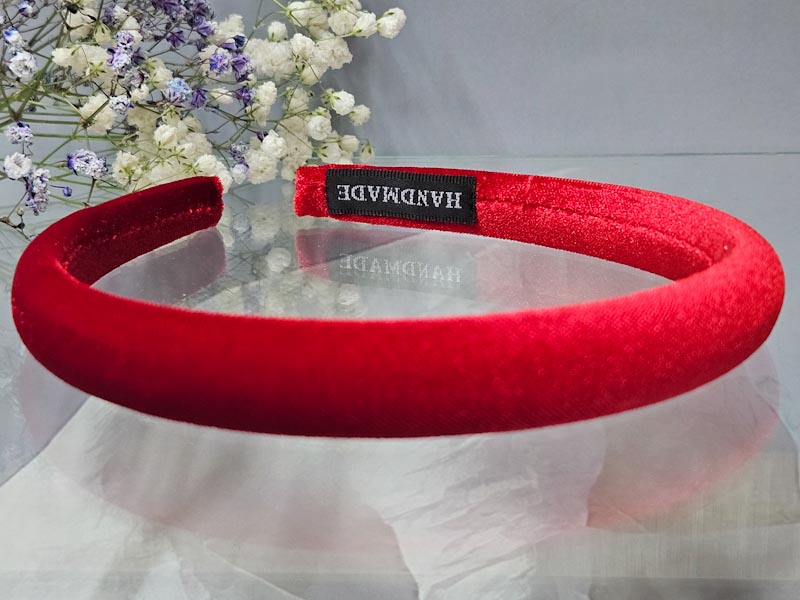 Ободок 2036001600428: цена 200 рублей.