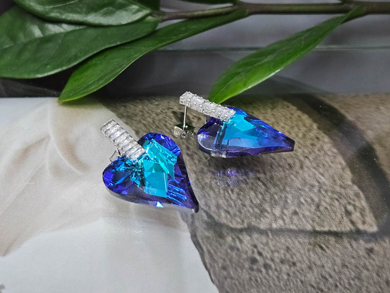 Серьги 1158002600014: цена 985 рублей.