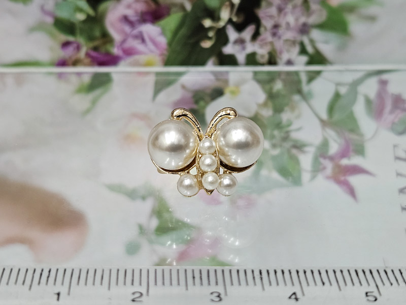 Брошь 1720006500401 Брошь 1720006500401: цена 200 рублей.