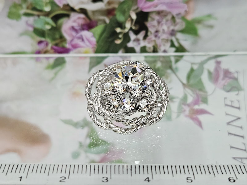 Брошь 1720006500074 Брошь 1720006500074: цена 200 рублей.