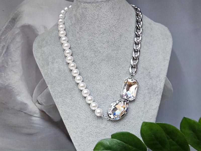 Подвеска 1554004500039: цена 2620 рублей.