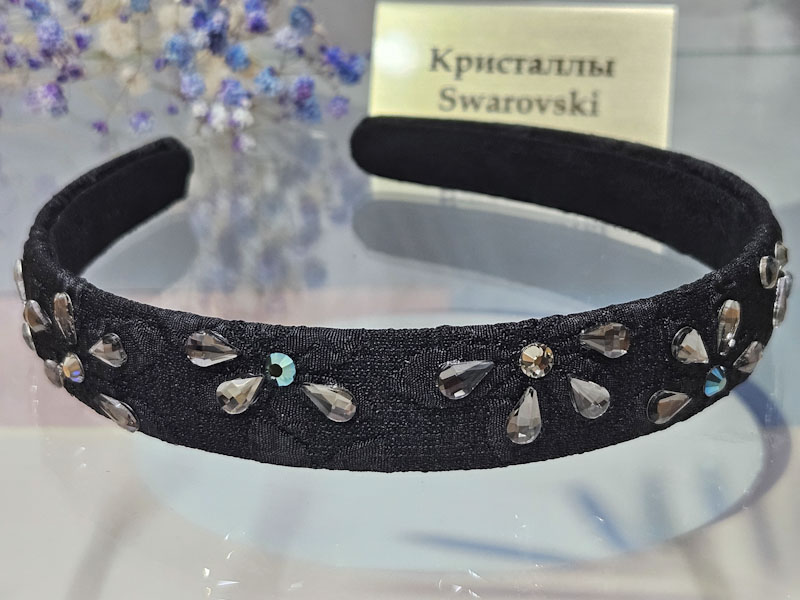Ободок 1610005600199: цена 1555 рублей.