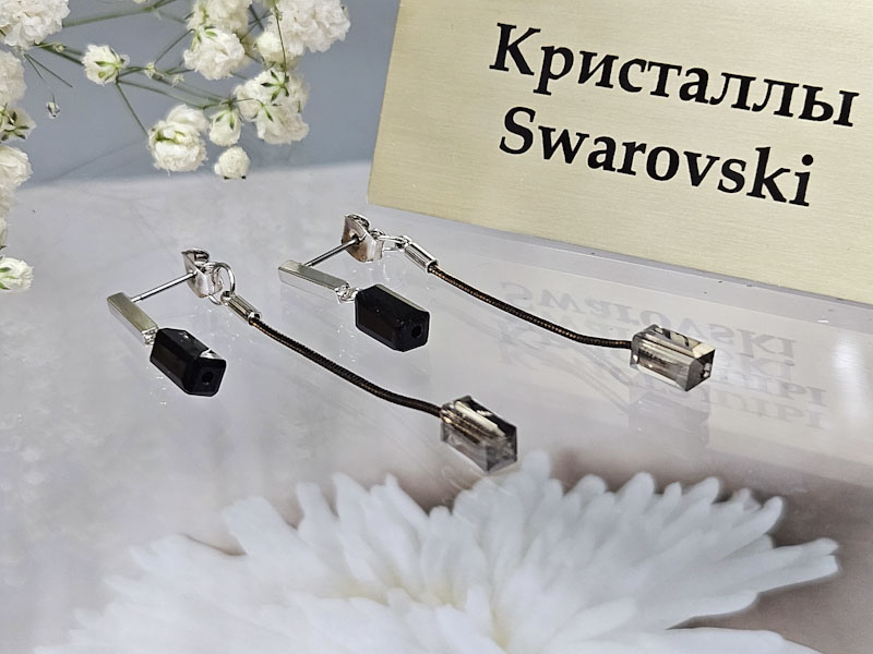 Серьги 1141002600214: цена 495 рублей.
