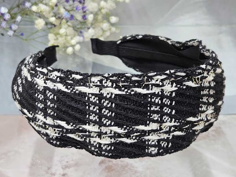 Ободок 2036001600053: цена 330 рублей.