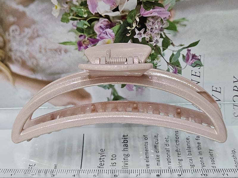 Заколка 1085003500527: цена 250 рублей.