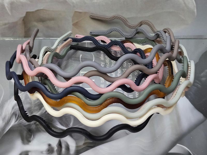 Ободок 1489001600065: цена 820 рублей.