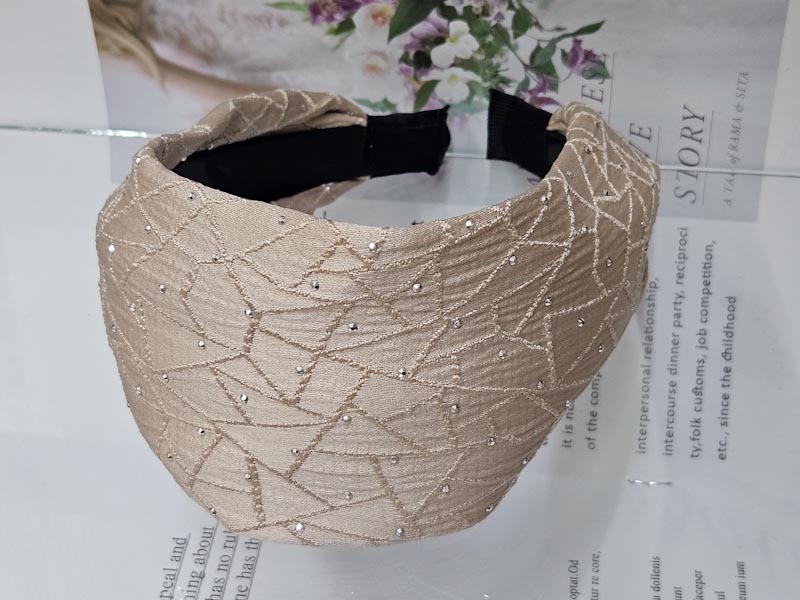 Ободок 1149001600174: цена 295 рублей.