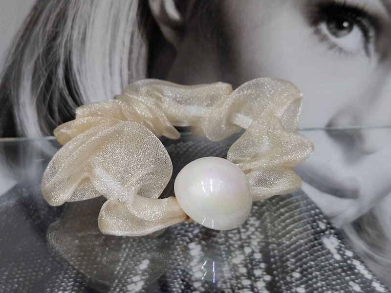 Резинка 1031003501040: цена 165 рублей.