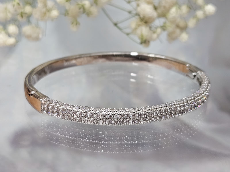 Браслет 2251026600165: цена 720 рублей.