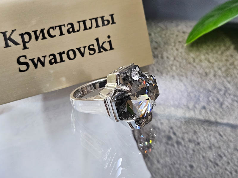 Кольцо 2121006500016 Кольцо 2121006500016: цена 1640 рублей.